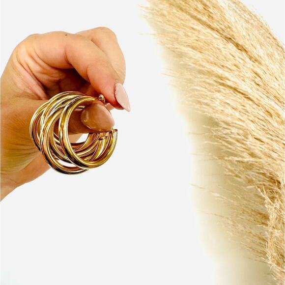 NEW NORDSTROM REVOLVE Trio Triple Slim Band Twisted Hoop Earrings Post Jewelry - Picture 4 of 15